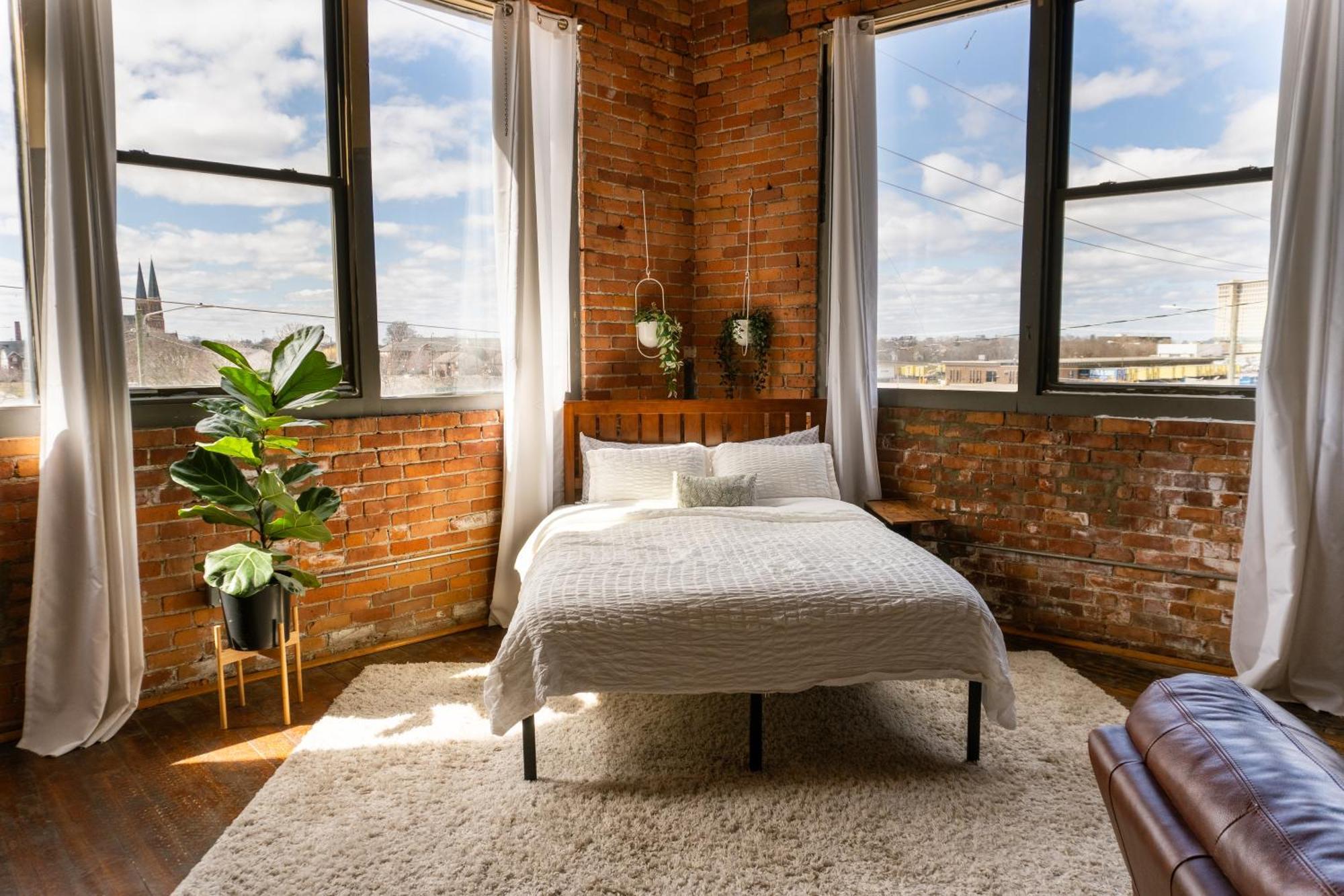 420 Friendly Canada Bridge View Loft Downtown Free Parking Detroit Exterior foto